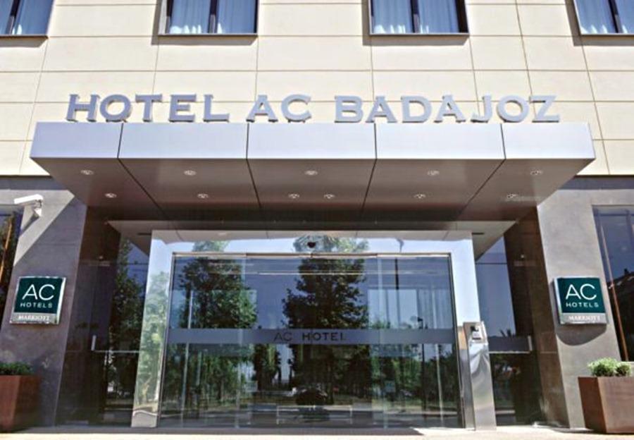 Ac Hotel Badajoz By Marriott Exterior foto